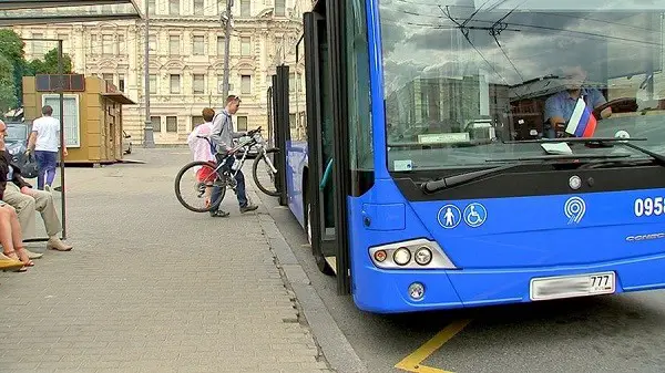 Przewożenie roweru w autobusie: zasady i cechy charakterystyczne